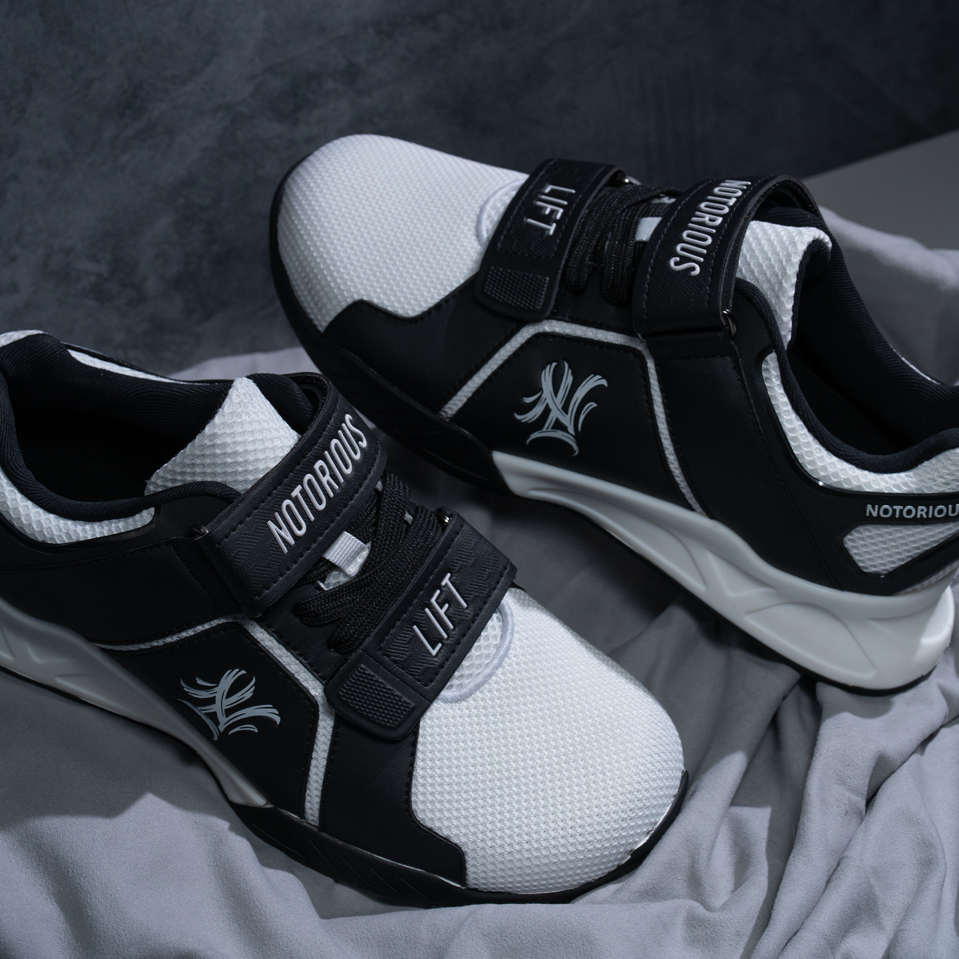 Flat vs. Heeled Lifting Shoes: Which One Do You Actually Need?